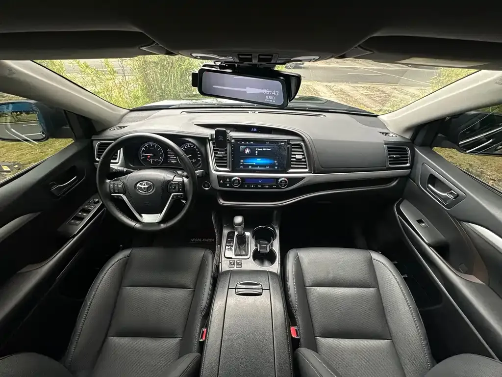 Toyota Highlander 2021 из CN, фото 8