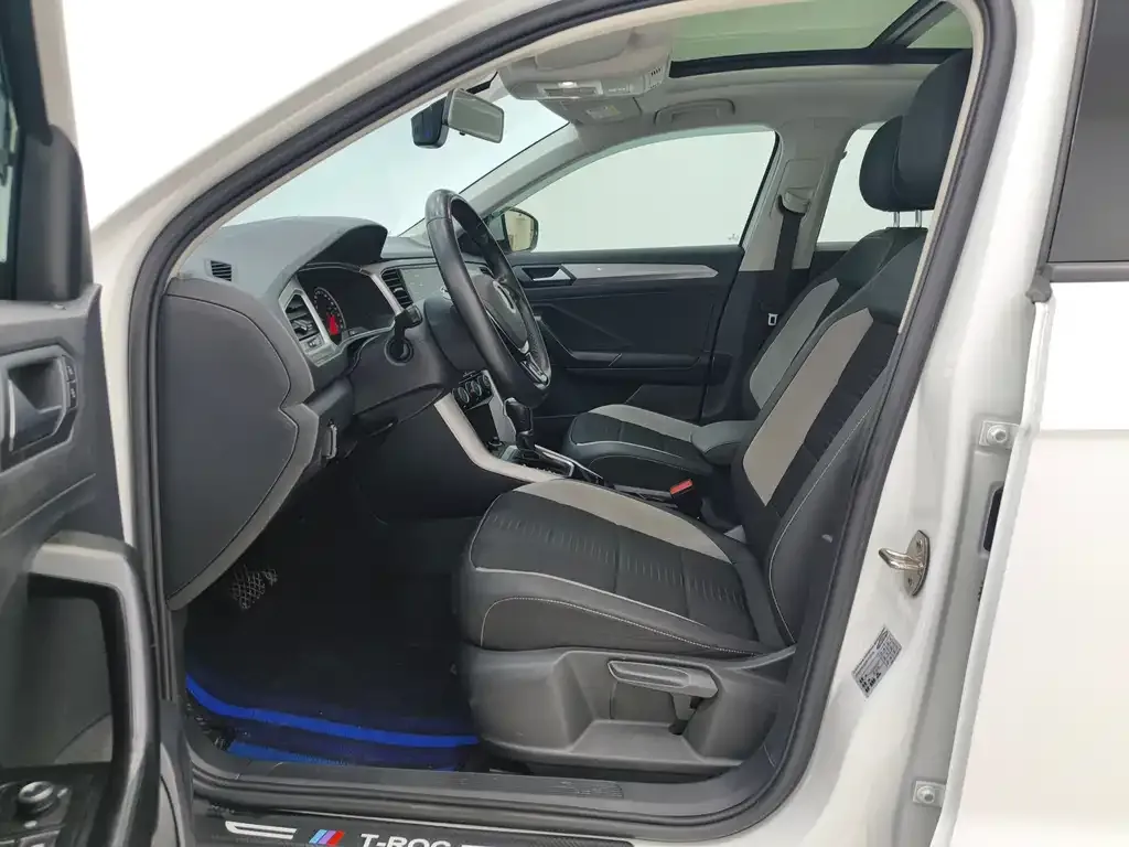 Volkswagen T-Roc 2022 из CN, фото 7