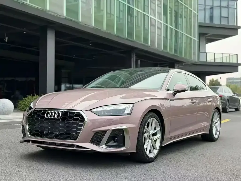Audi A5 (Import) 2023 из CN, фото 1