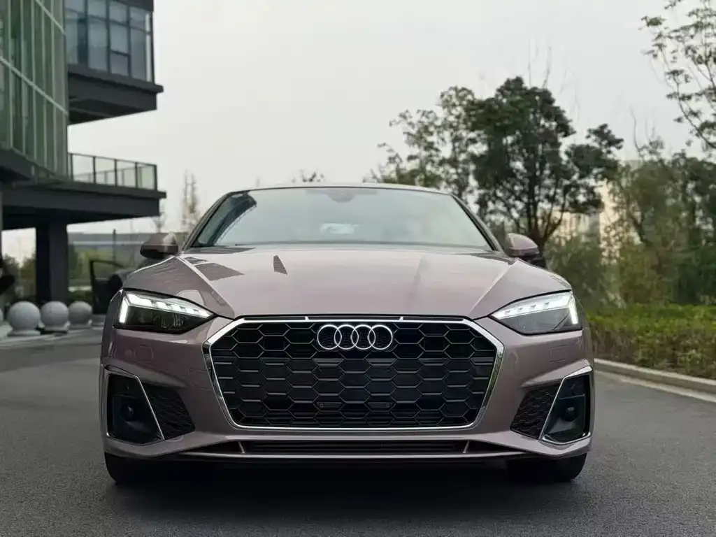 Audi A5 (Import) 2023 из CN, фото 2