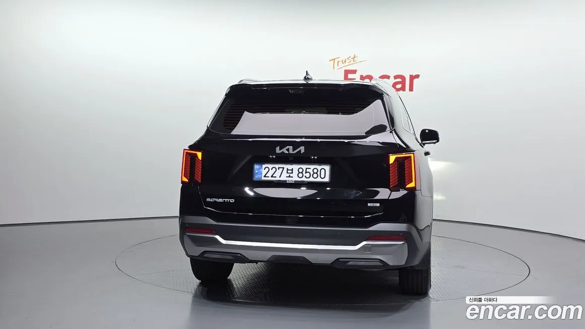 Kia Sorento — фото 4