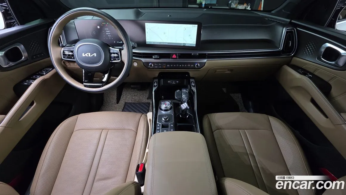 Kia Sorento — фото 7