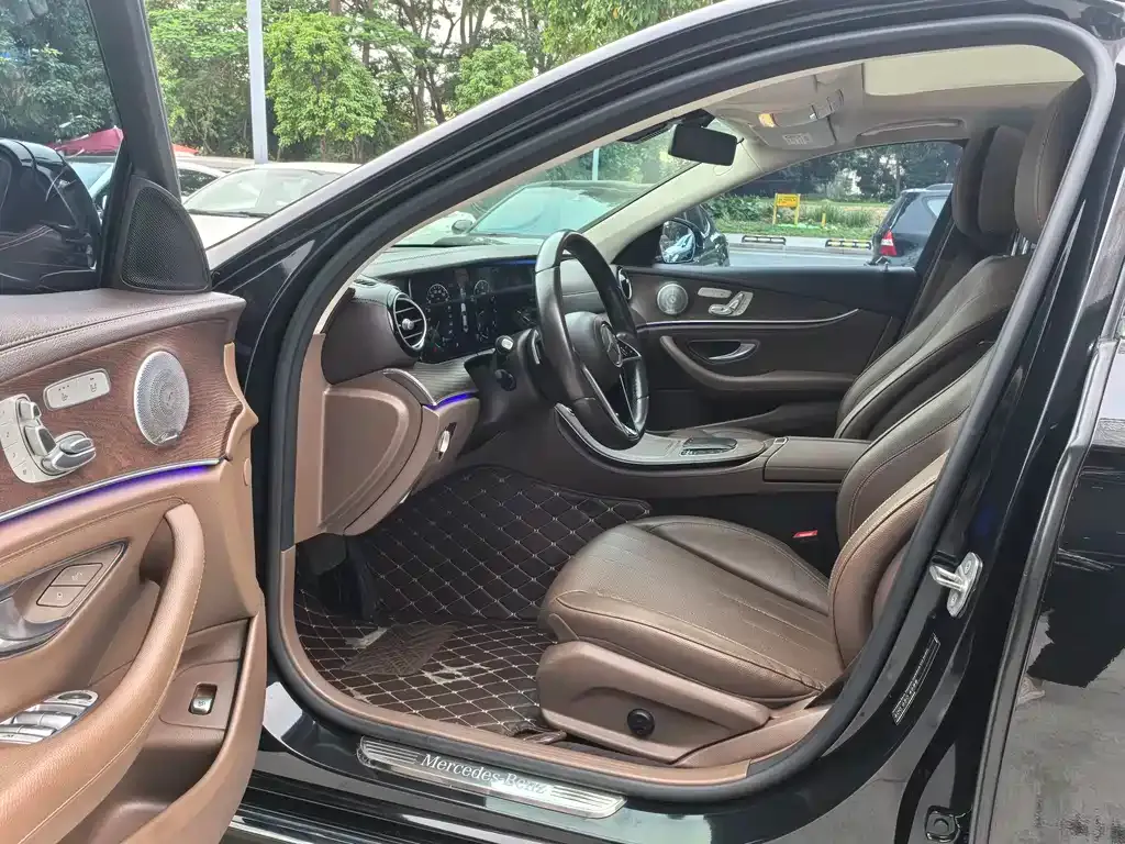 Mercedes-Benz E-Class 2021 из CN, фото 4