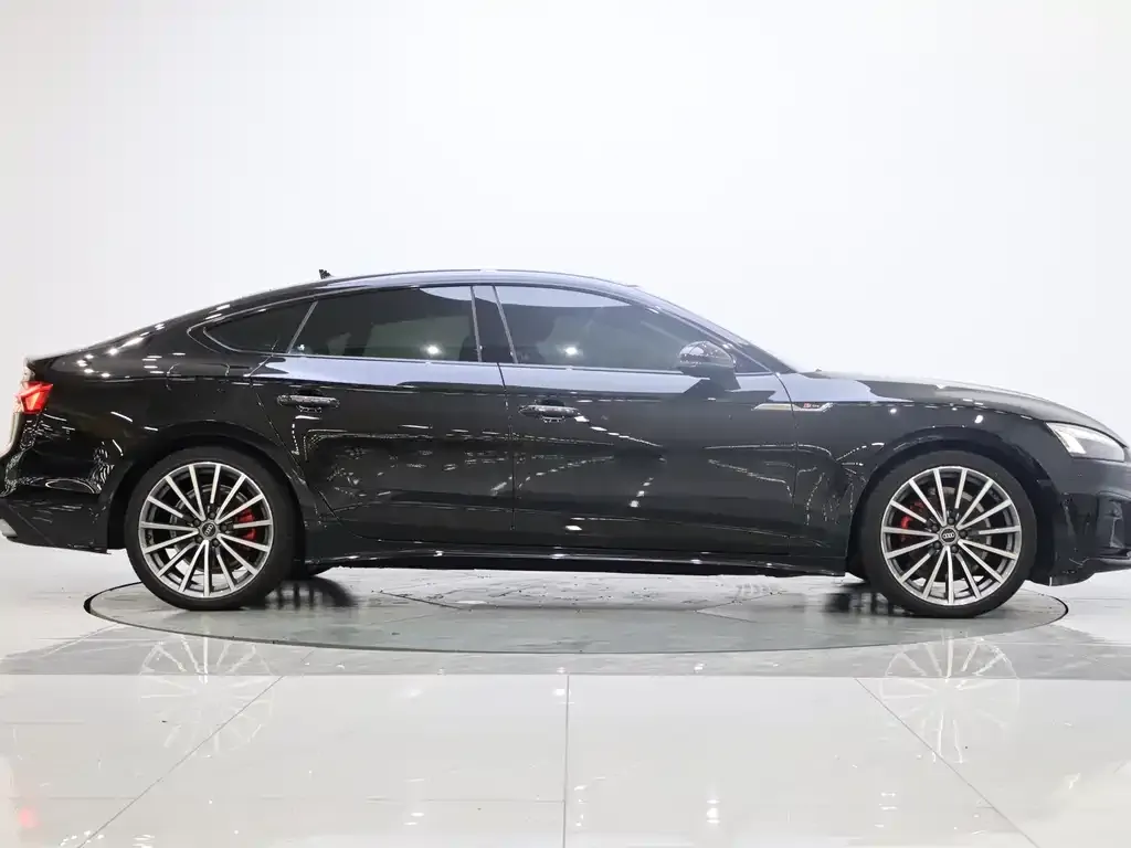 Audi A5 (Import) 2021 из CN, фото 5