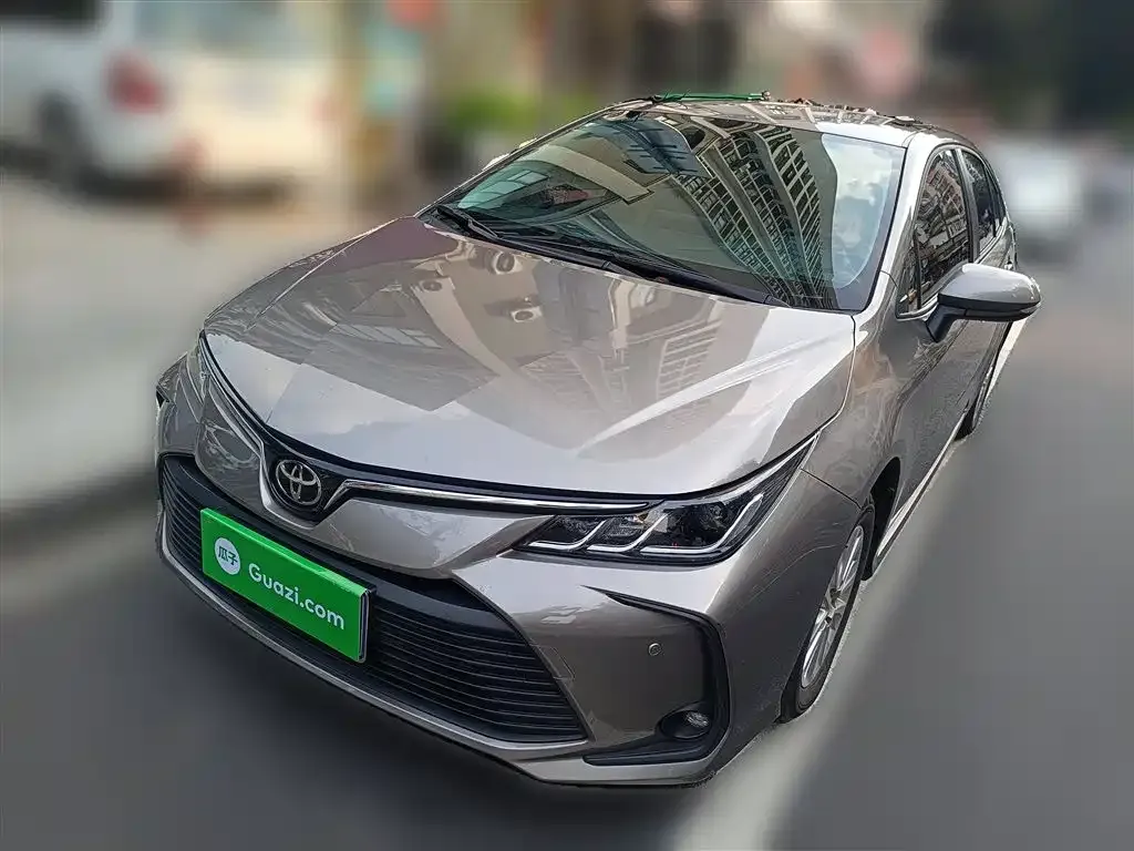 Toyota Corolla — фото 2