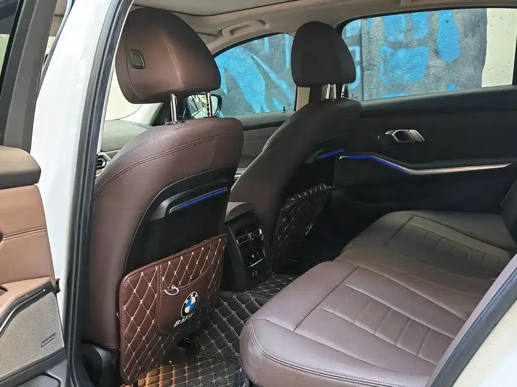 BMW 3 Series 2021 из CN, фото 6