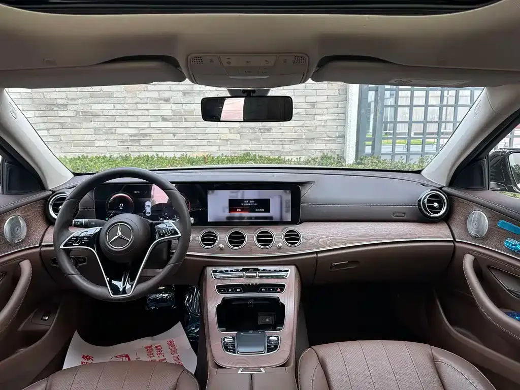 Mercedes-Benz E-Class 2023 из CN, фото 8