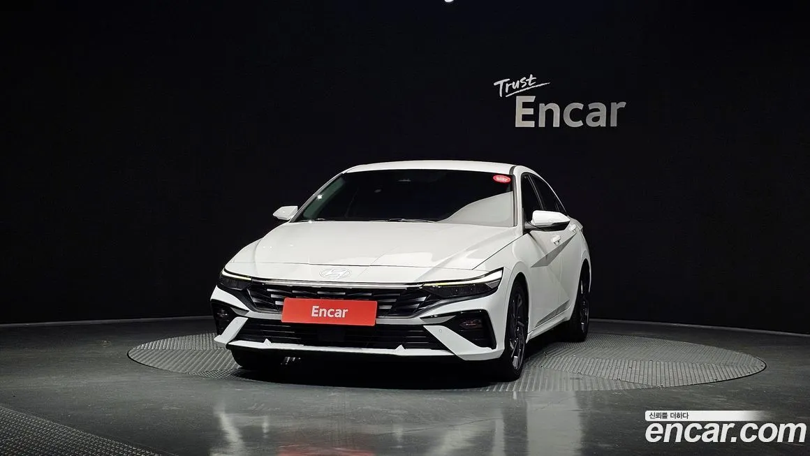 Hyundai AVANTE — фото 3