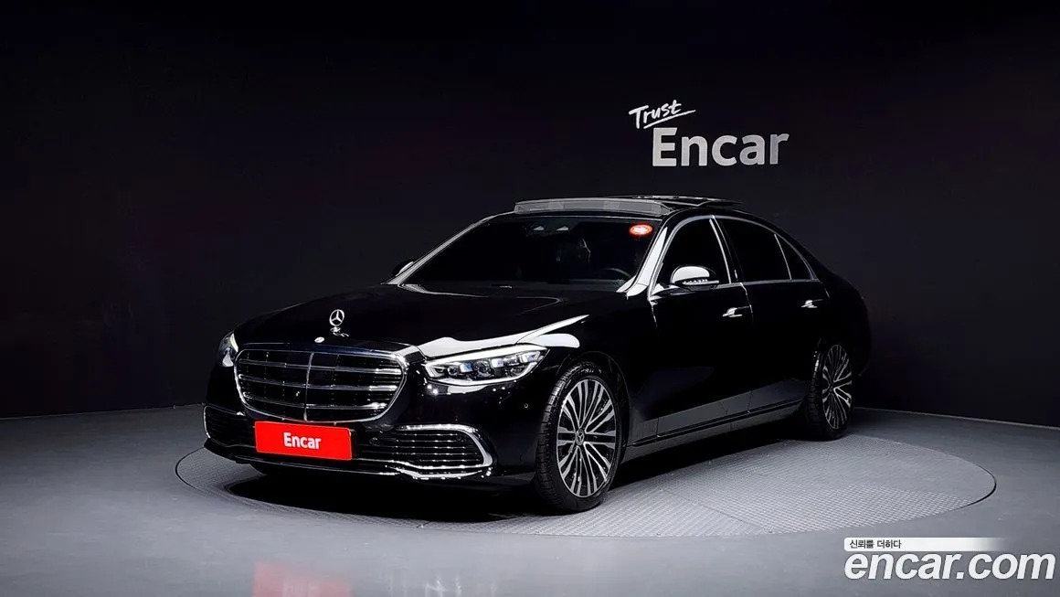 Mercedes-Benz S-Class — фото 1
