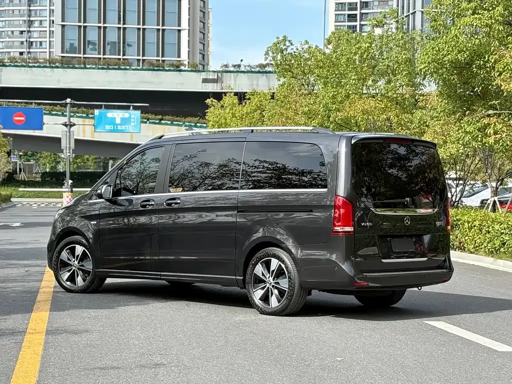 Mercedes-Benz V-Class 2022 из CN, фото 6