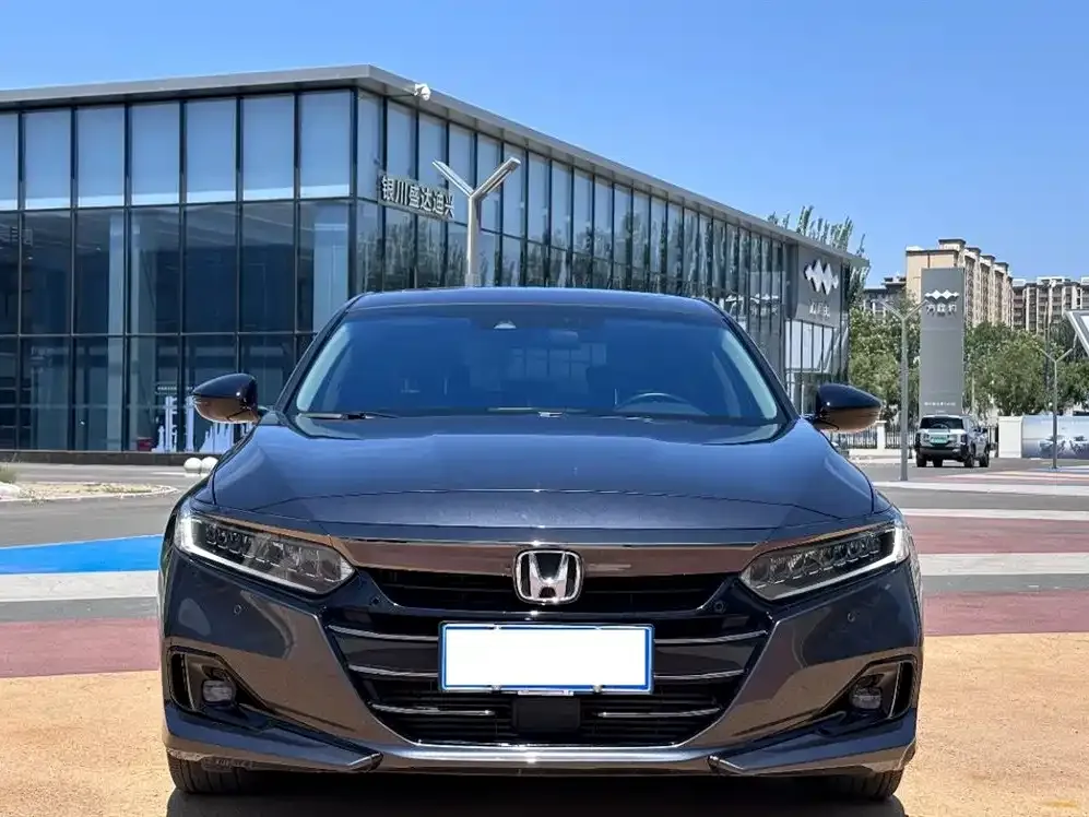 Honda Accord 2023 из CN, фото 2