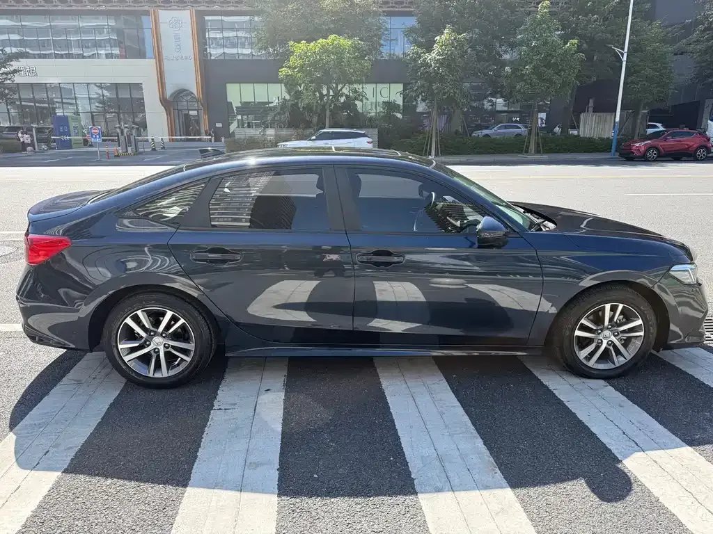 Honda Civic — фото 5