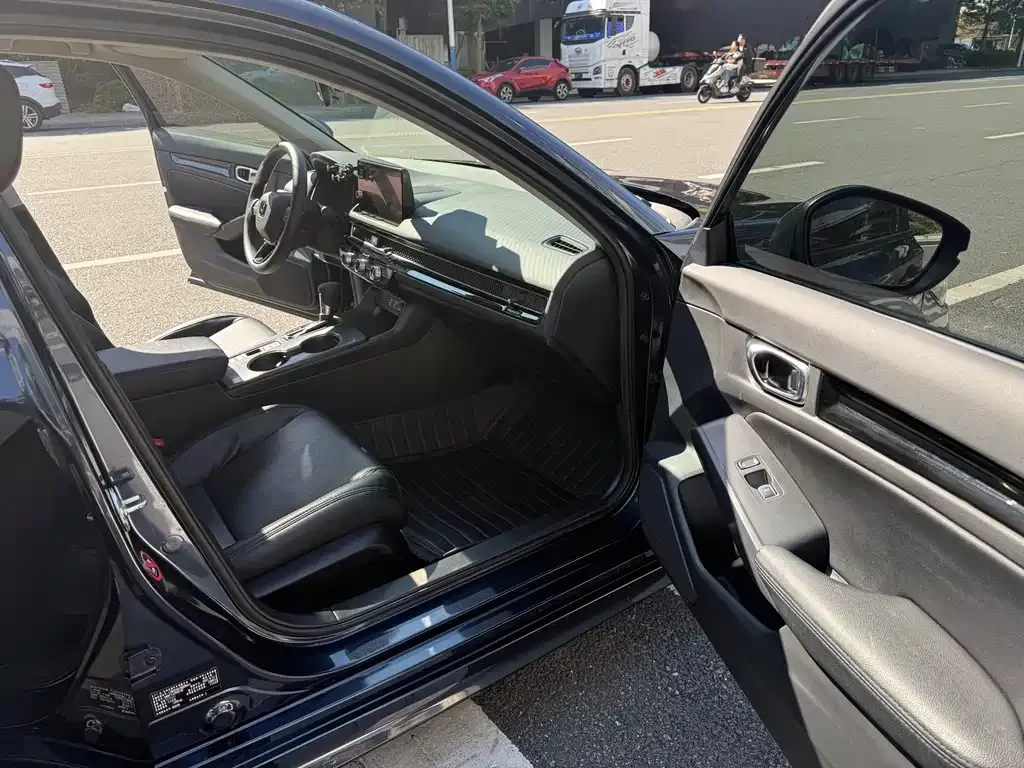 Honda Civic — фото 9