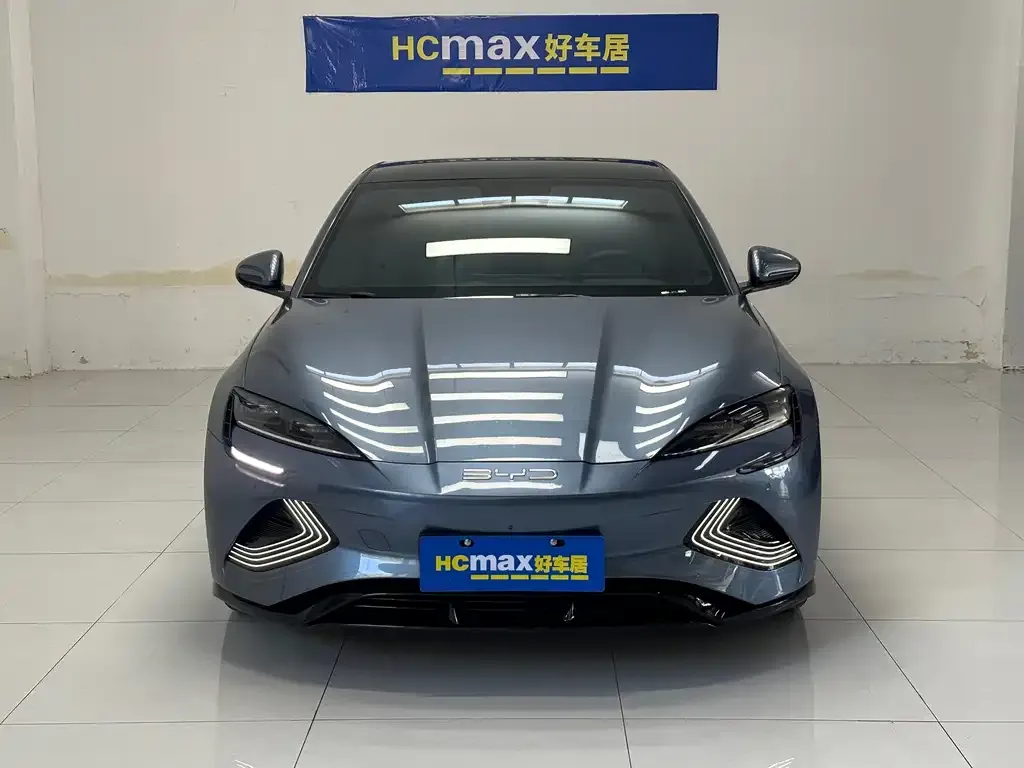 BYD Seal — фото 2