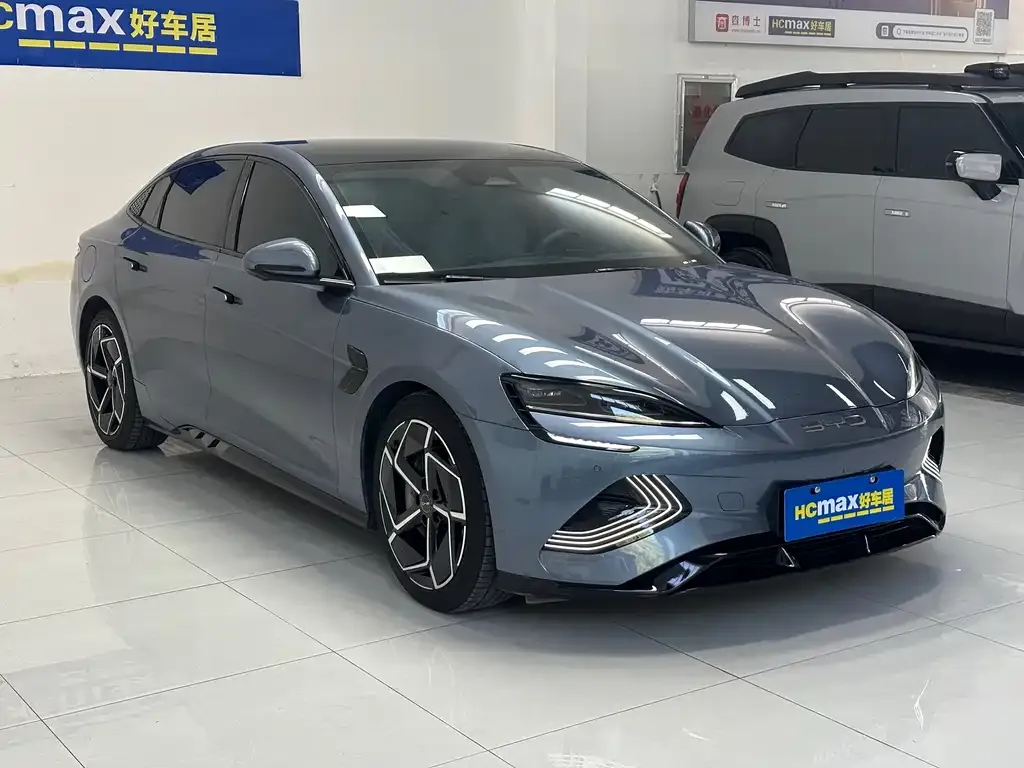 BYD Seal — фото 3
