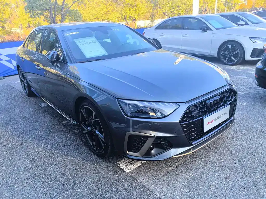 Audi A4L 2024 из CN, фото 3