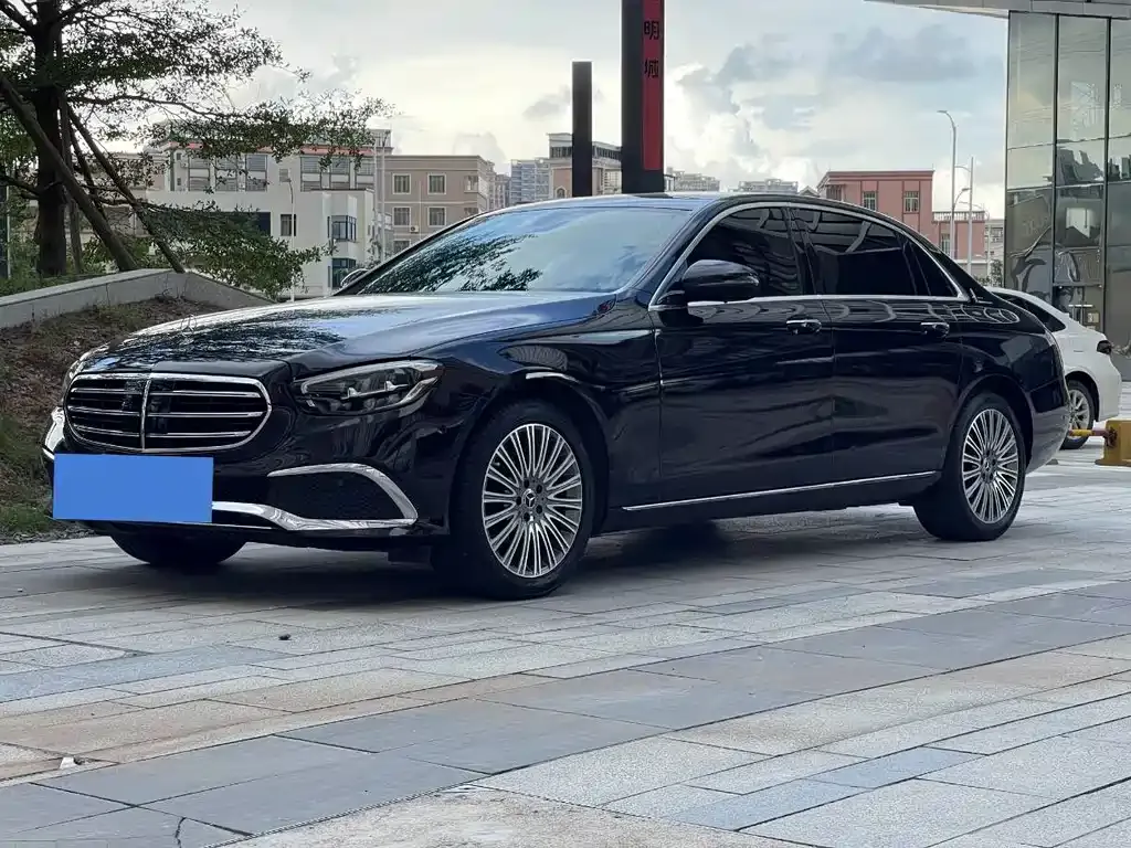 Mercedes-Benz E-Class 2023 из CN, фото 1
