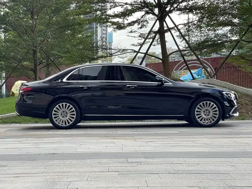 Mercedes-Benz E-Class 2023 из CN, фото 8
