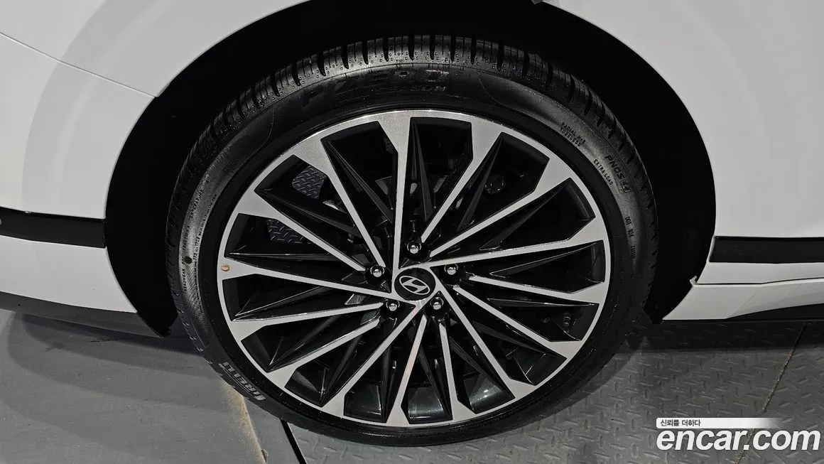 Hyundai Grandeur 2023 из KR, фото 5