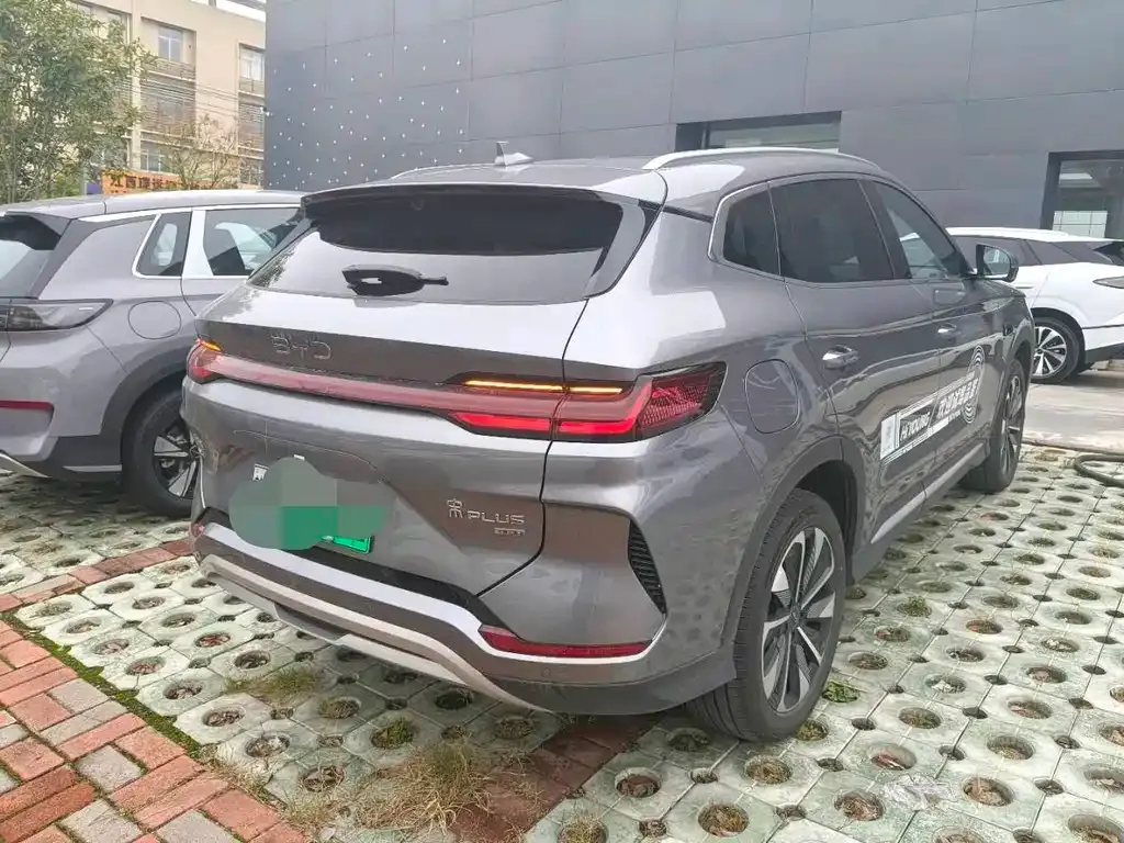 BYD PLUS New Energy — фото 4