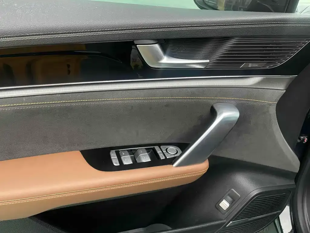 BYD Tang New Energy 2023 из CN, фото 7