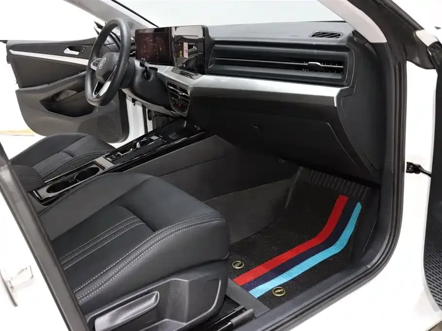 Volkswagen Lamando 2024 из CN, фото 8