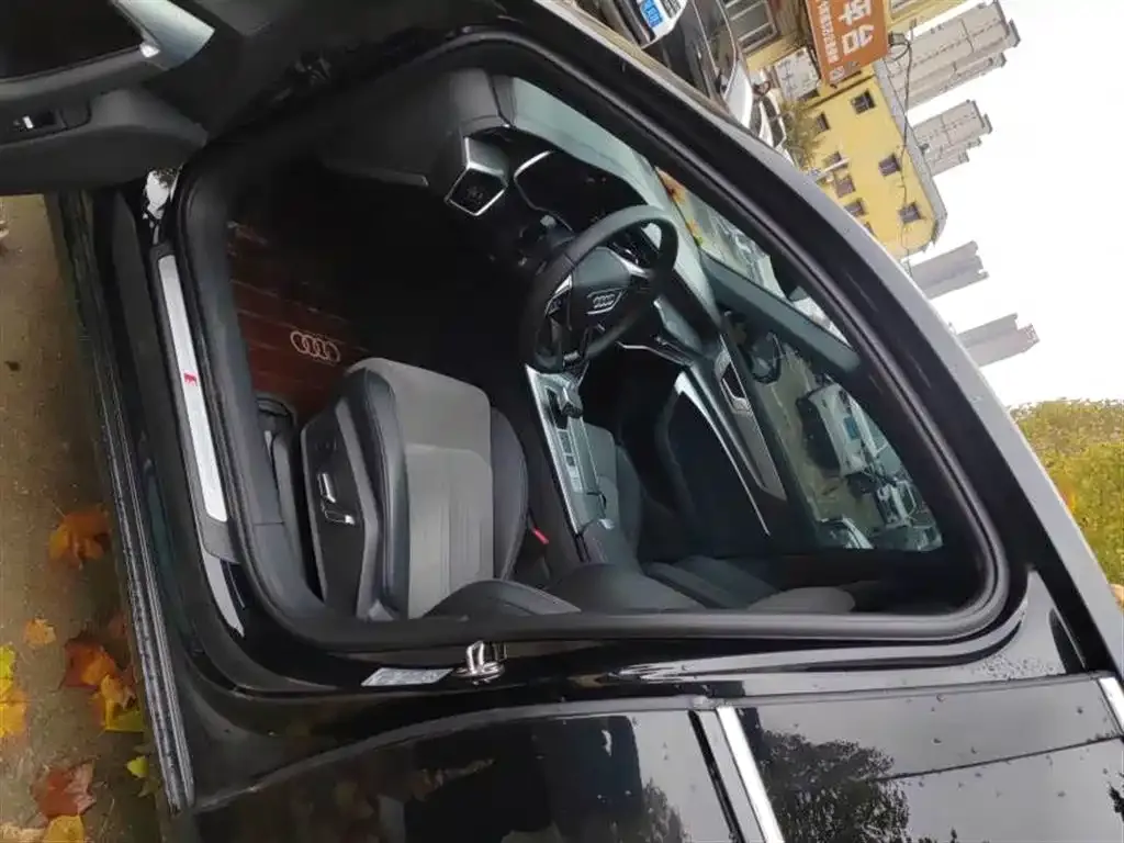 Audi A6L 2025 из CN, фото 5