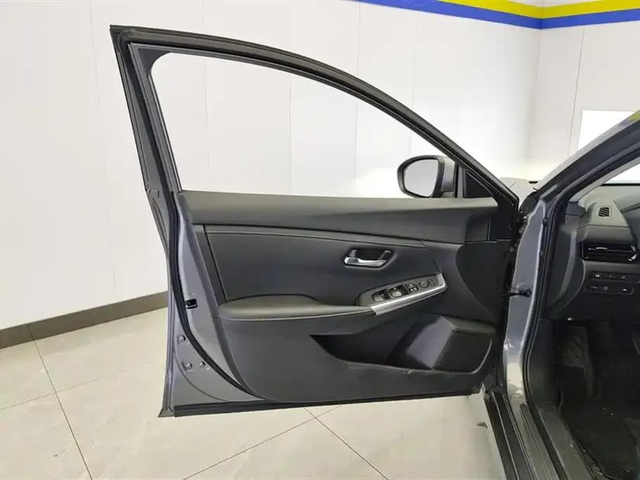 Nissan Sylphy 2023 из CN, фото 7