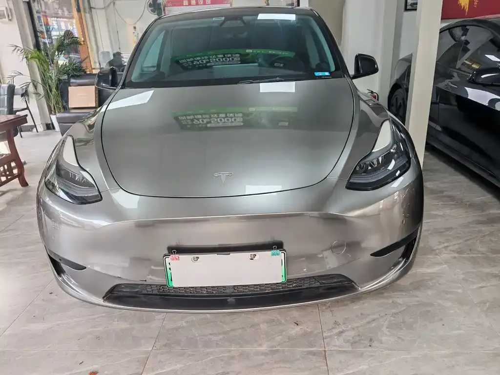 Tesla Model Y 2023 из CN, фото 2