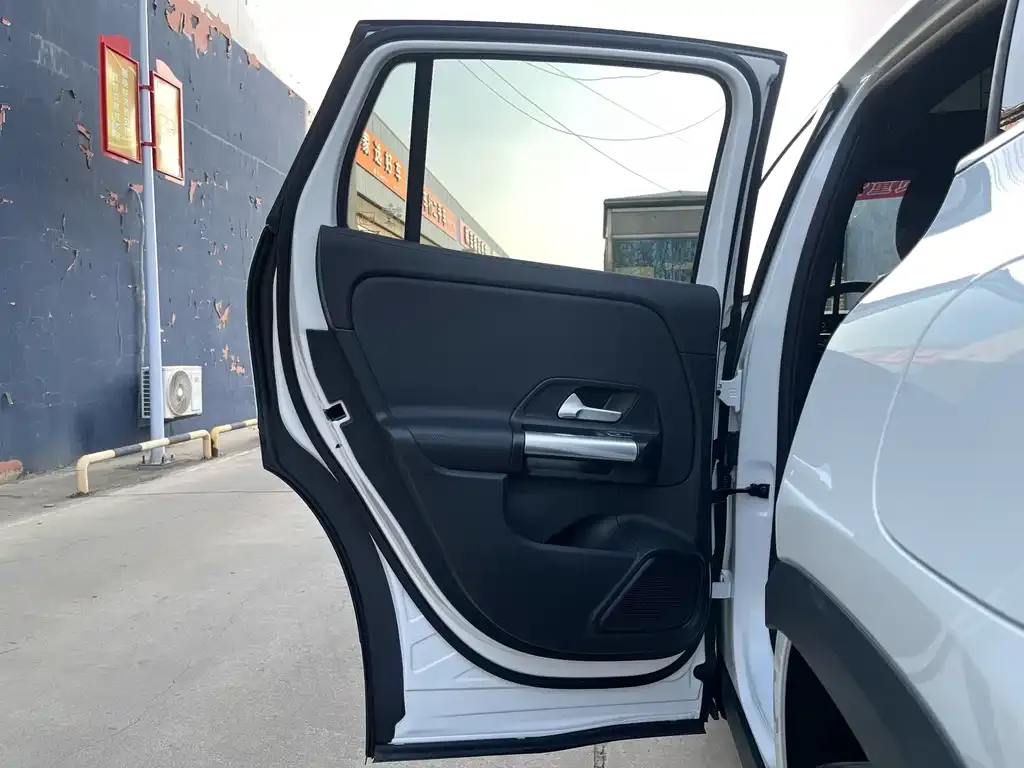 Mercedes-Benz GLA 2022 из CN, фото 10