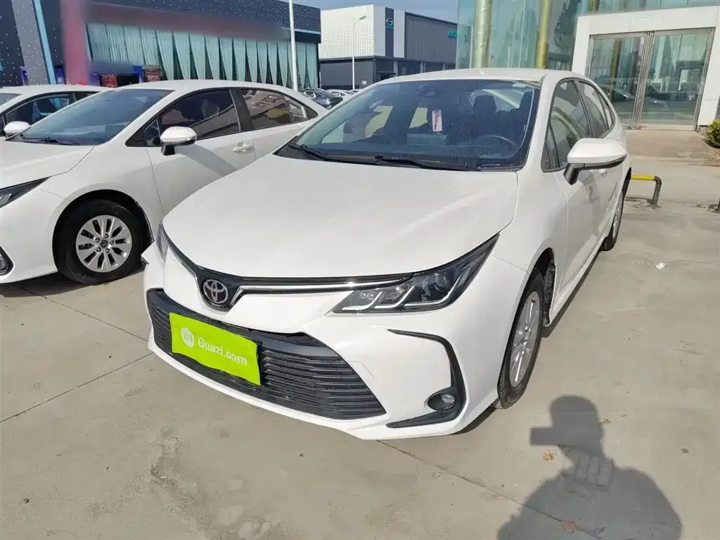 Toyota Corolla 2024 из CN, фото 2