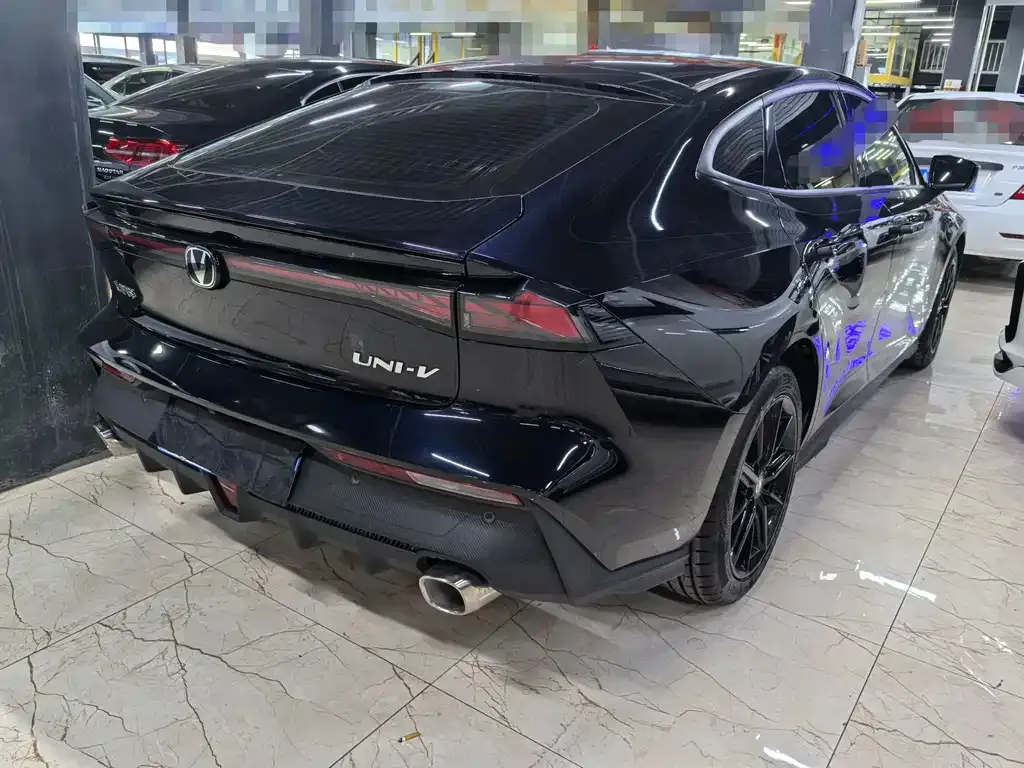 Changan UNI-V 2023 из CN, фото 6