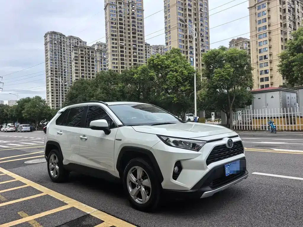 Toyota RAV4 2021 из CN, фото 3