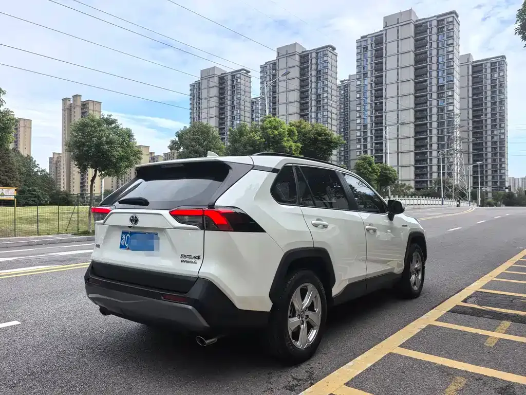 Toyota RAV4 2021 из CN, фото 4