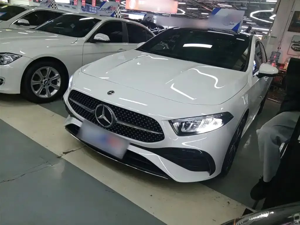 Mercedes-Benz A-Class 2023 из CN, фото 2