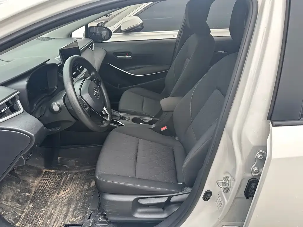 Toyota Corolla 2024 из CN, фото 4