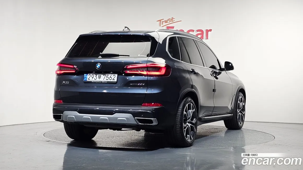 BMW X5 — фото 2