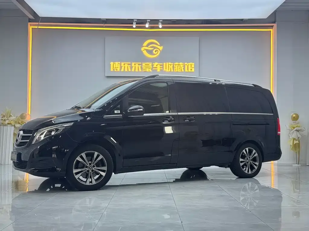 Mercedes-Benz V-Class