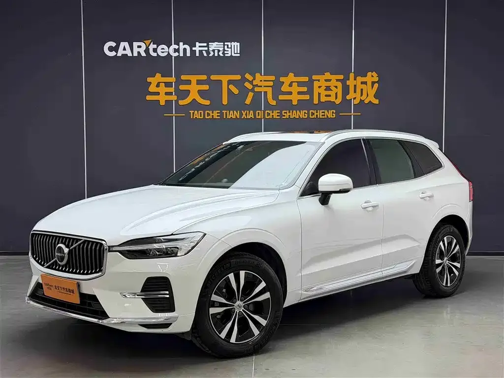 Volvo XC60 2022 из CN, фото 1