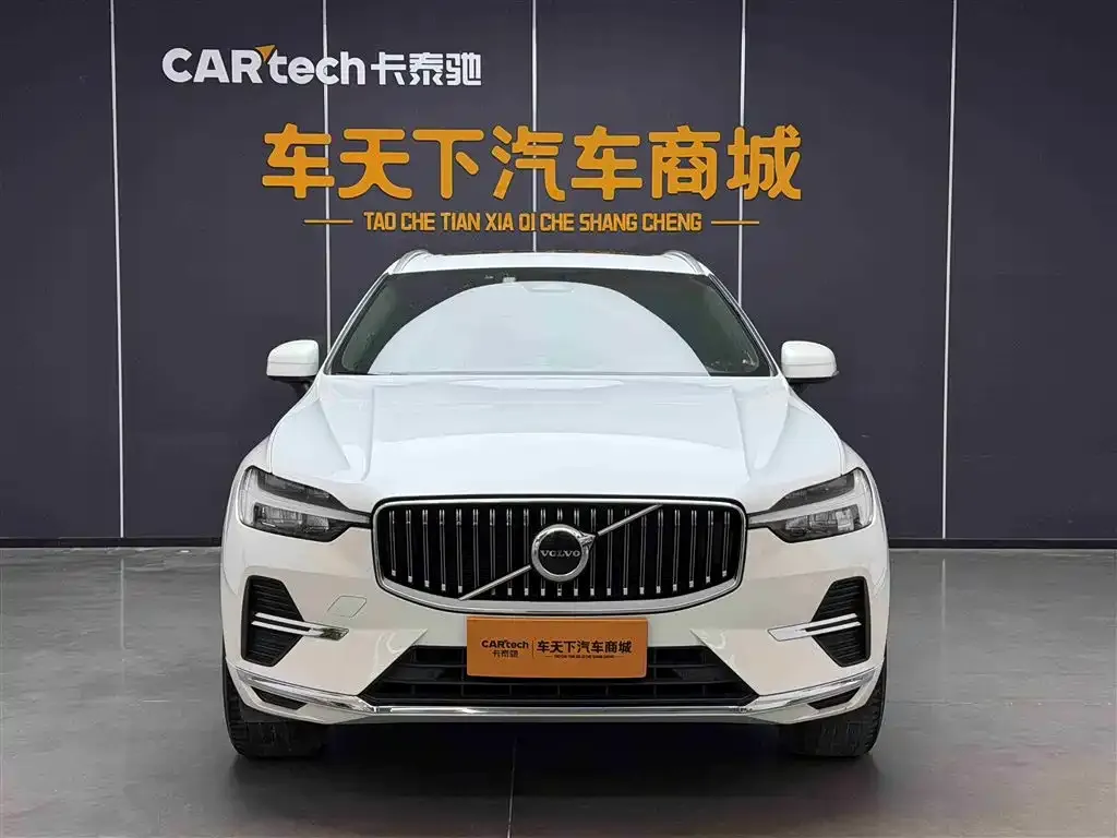 Volvo XC60 2022 из CN, фото 2