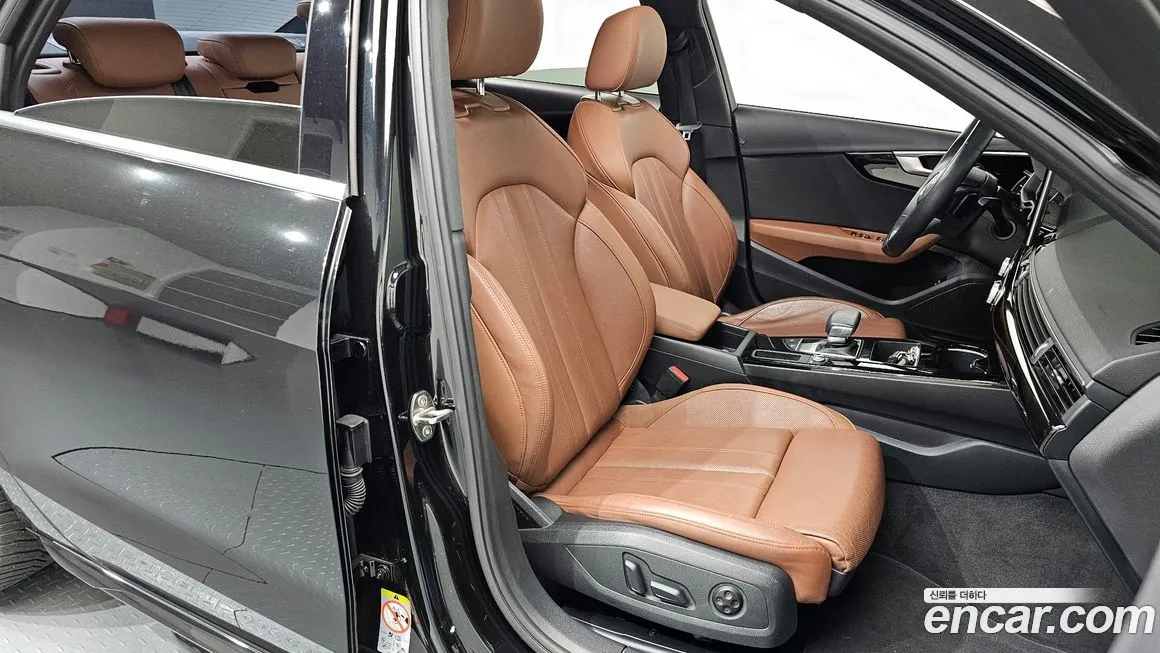 Audi A4 2021 из KR, фото 10