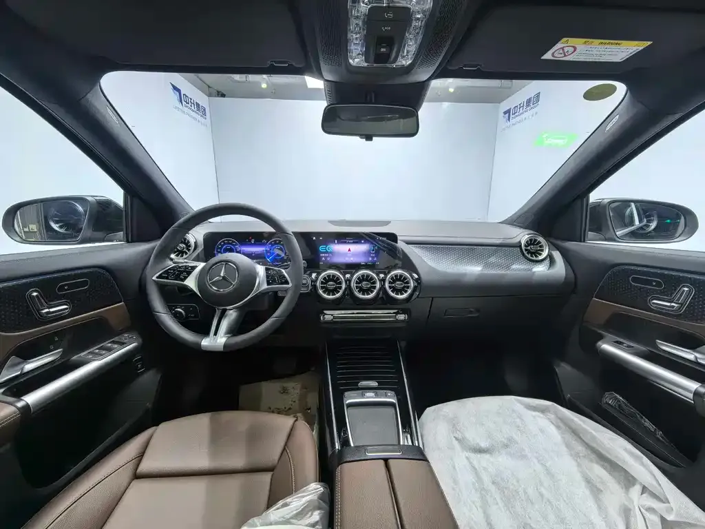 Mercedes-Benz EQA 2025 из CN, фото 10