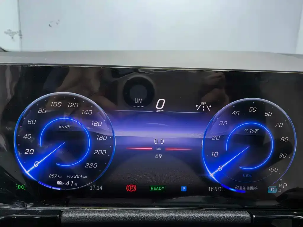 Mercedes-Benz EQA 2025 из CN, фото 8