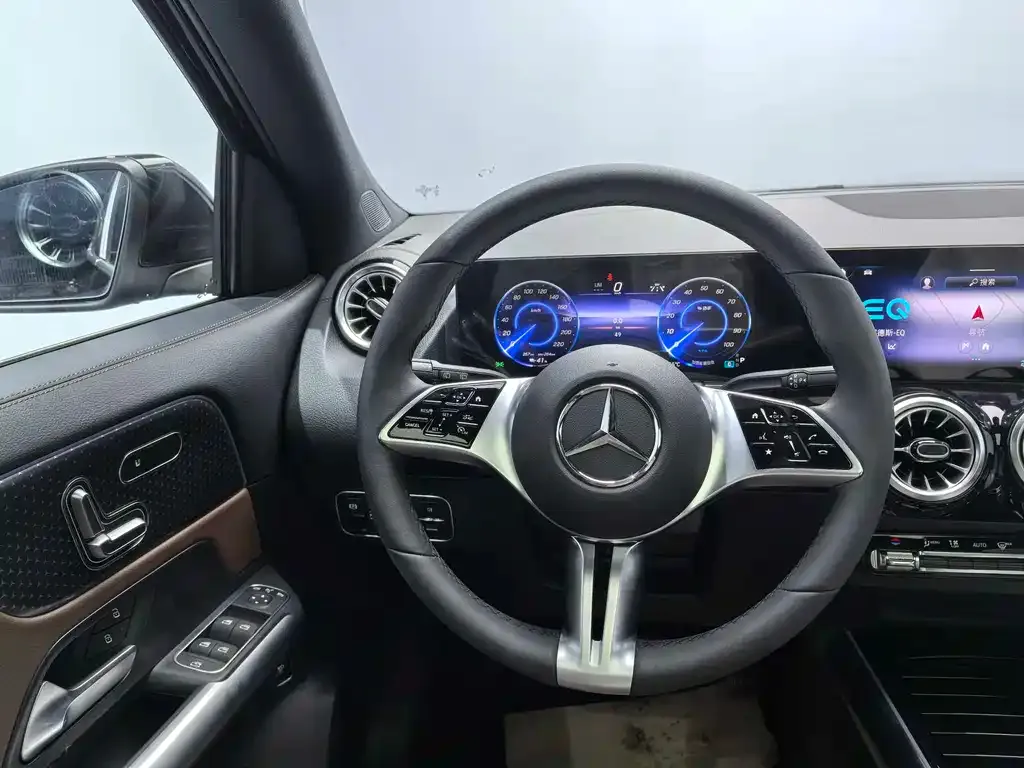 Mercedes-Benz EQA 2025 из CN, фото 9