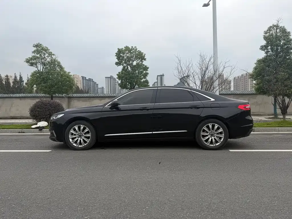 Ford Taurus 2021 из CN, фото 4