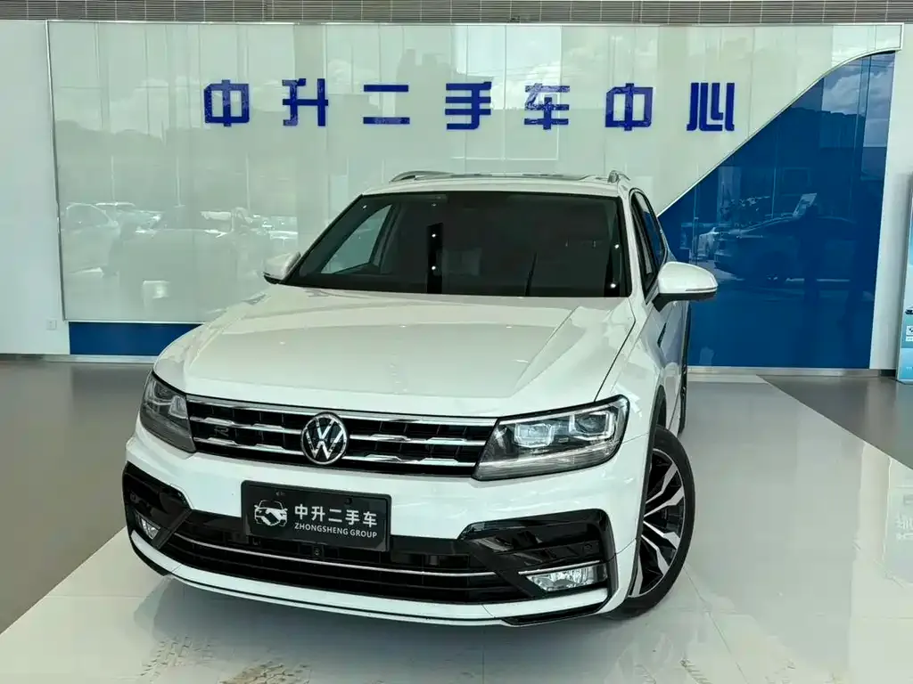 Volkswagen Tiguan L 2021 из CN, фото 2