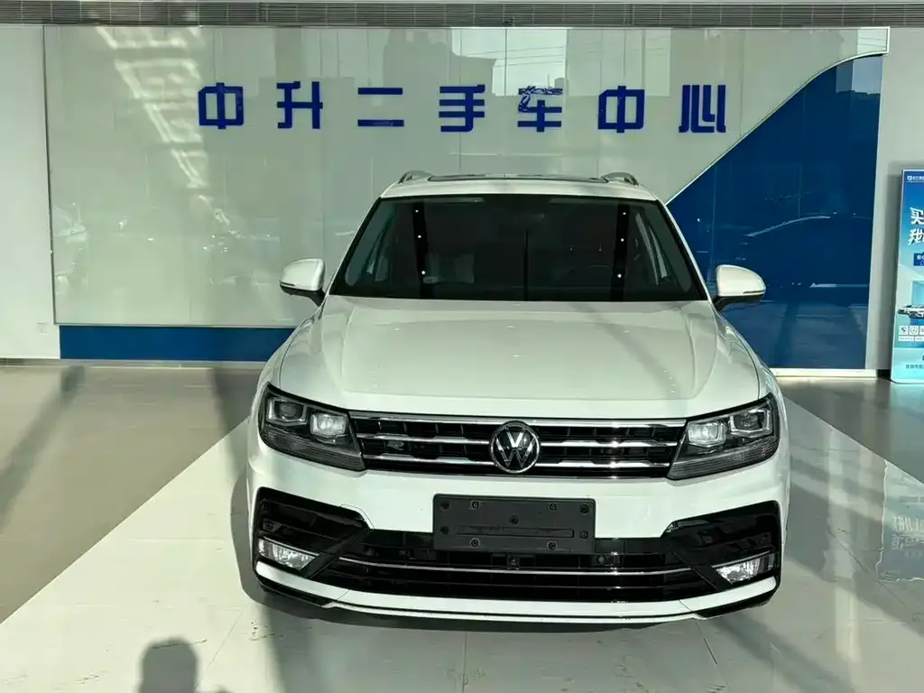 Volkswagen Tiguan L 2021 из CN, фото 3