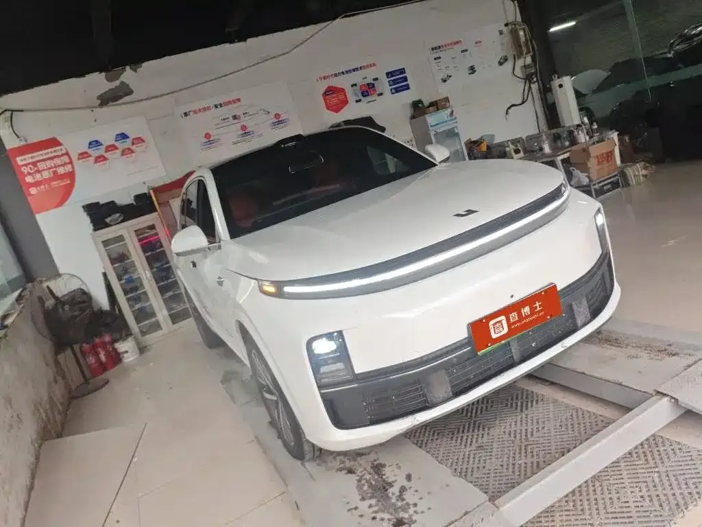 Li Auto L7 2024 из CN, фото 2