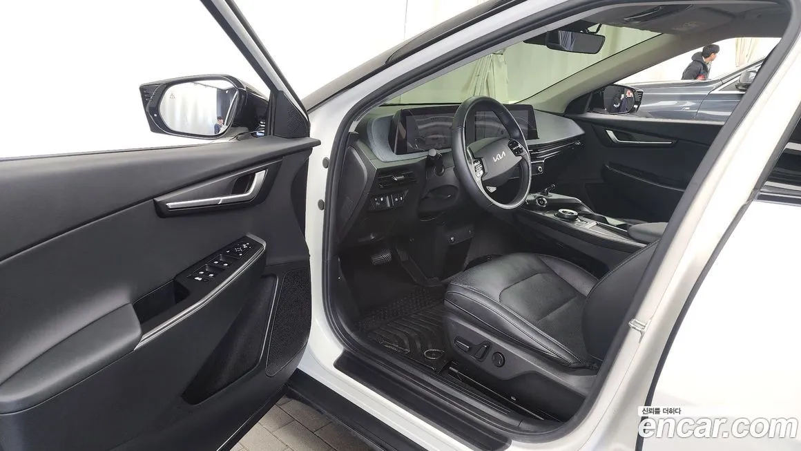Kia EV6 2023 из KR, фото 10