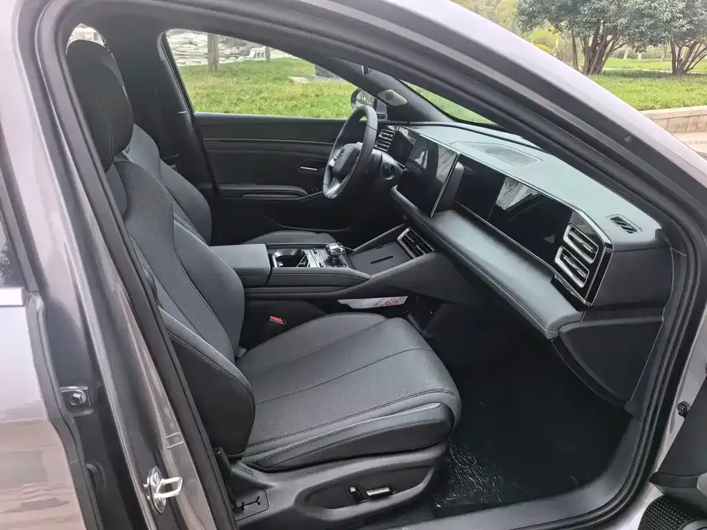 BYD Qin L 2025 из CN, фото 8